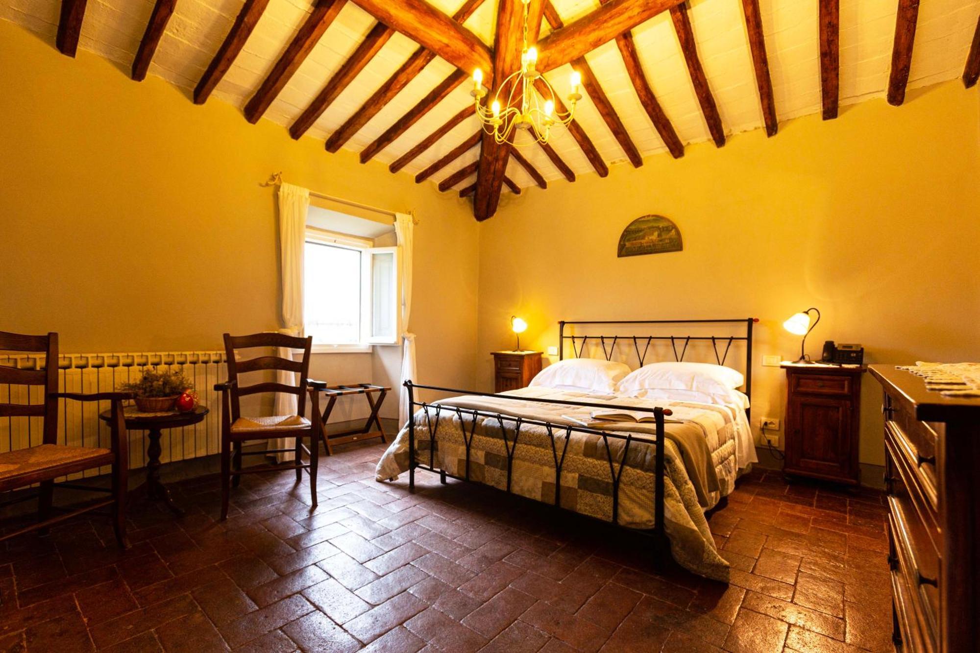 Agriturismo Fattoria Lavacchio ปอนตาสซิเอเว ห้อง รูปภาพ