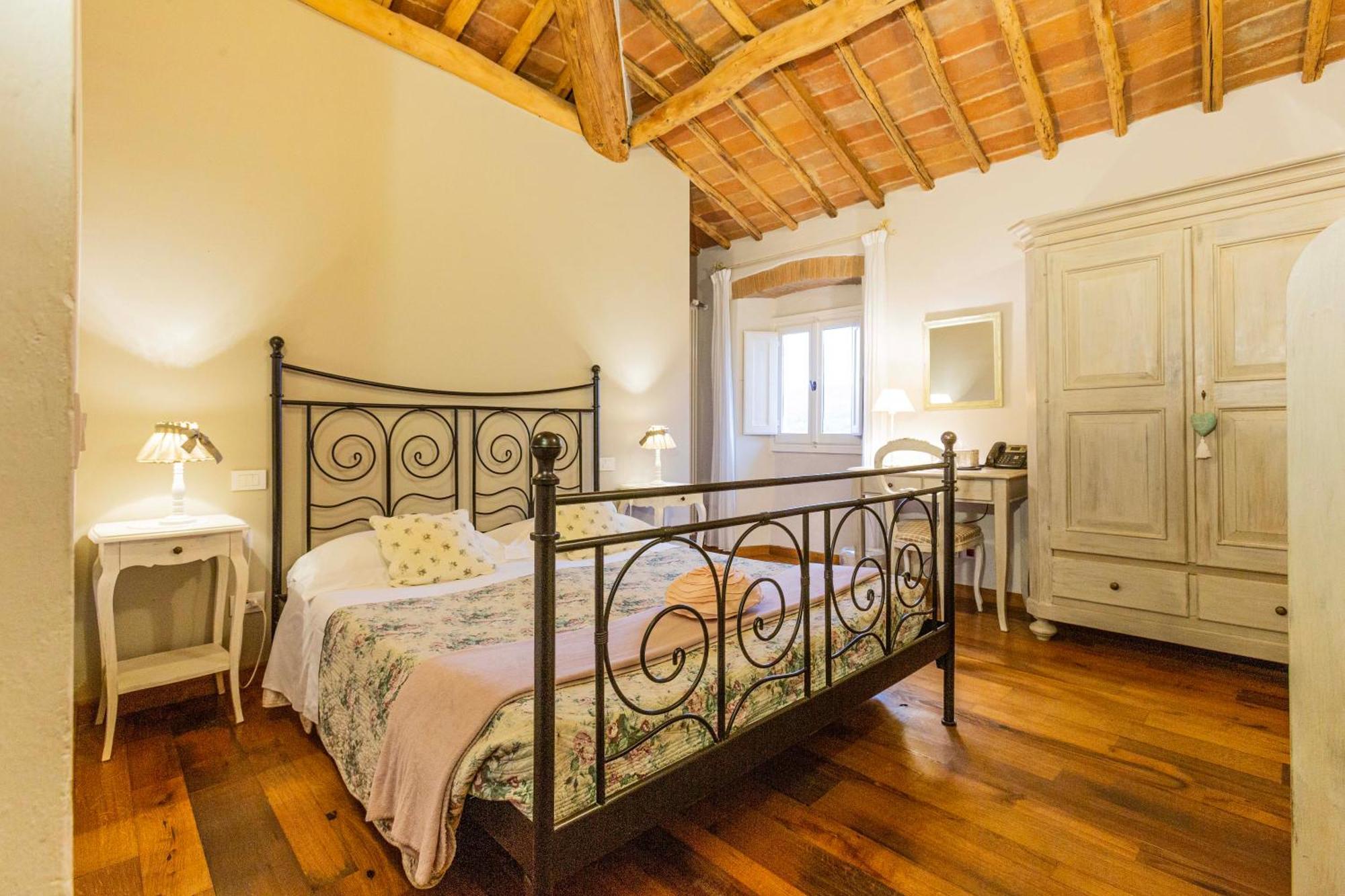Agriturismo Fattoria Lavacchio ปอนตาสซิเอเว ห้อง รูปภาพ